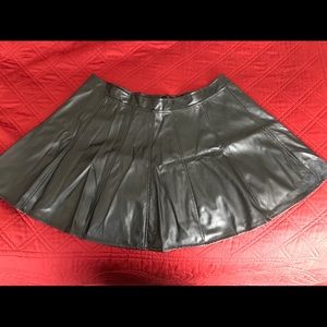 Wet look Black skirt- L
